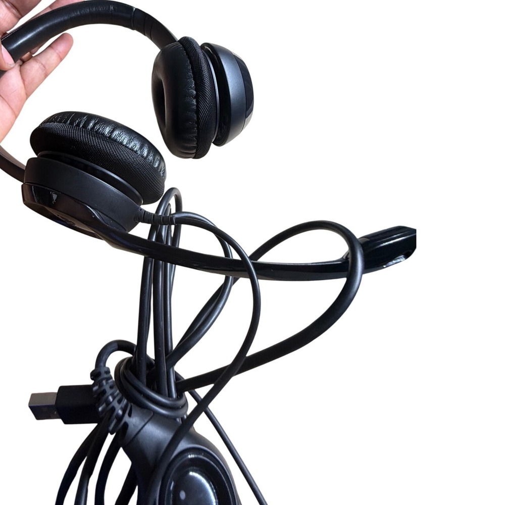 Logitech H390 Wired USB Computer Headset Black Noise Cancelling Mic 981-000014